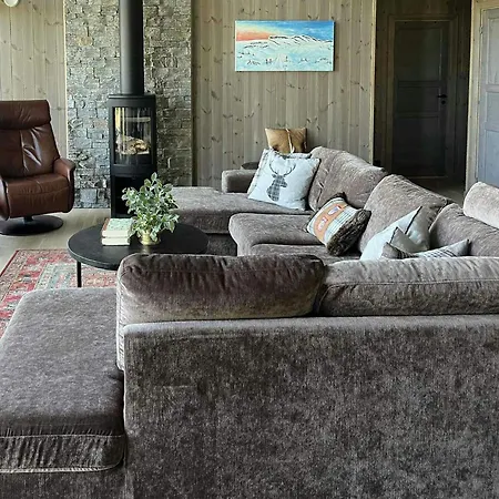 Vakantiehuis Modern With Views Of Skeikampen Svingvoll